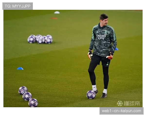 库尔图瓦迎皇马300场里程碑 门将位置成球队定海神针 库尔图瓦迎皇马300场里程碑 门将位置成球队定海神针