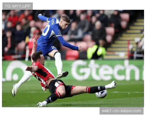 朗斯塔夫拦截13次铲球23次 利兹联中场防守贡献突出